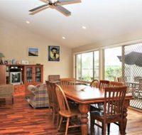 BEACHSIDE VILLA 2 - Accommodation Port Macquarie
