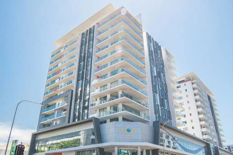 Spacious Central Apartment Walking Distance To Beach - Accommodation Port Macquarie 2