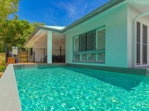 CANOPY HOUSE At PALM COVE - Accommodation Port Macquarie 0