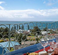 Baylife Villa 4a Warruga St. Large home with WIFI Netflix Aircon Linen  Spectacular Views