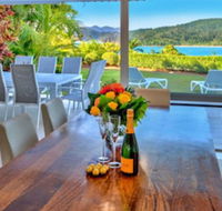 Bella Vista East 3 Luxury Ocean Views Large Flat Grassed Area  Buggy