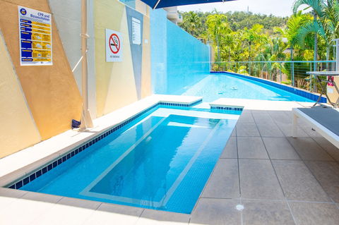 Spacious Tropical Sanctuary Ocean Views - Accommodation Port Macquarie 0