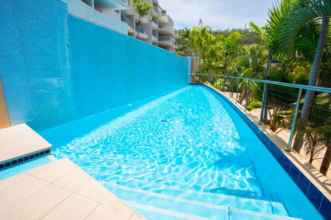 Spacious Tropical Sanctuary Ocean Views - Accommodation Port Macquarie 2