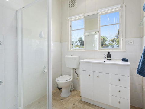 KIMBERLEY McCRAE - Accommodation Port Macquarie 6