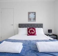 Captivating Large 4brnarre Warren - Accommodation Port Macquarie