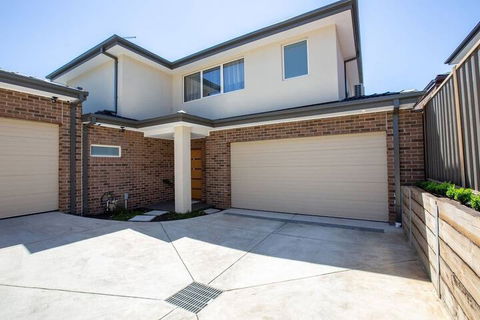 Lux Style 4BR Townhouse@ashwood - Accommodation Port Macquarie 6