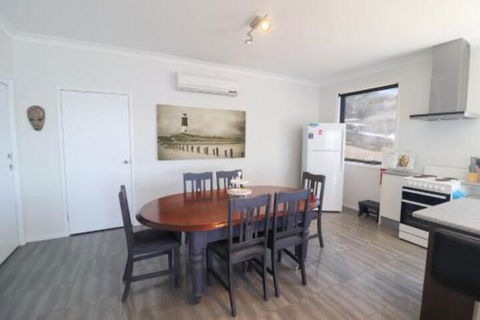 Elysium Lakehouse - Accommodation Port Macquarie 6