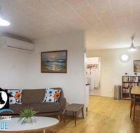 Retro Groovy Pad Pt Elliot - Accommodation Port Macquarie
