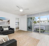 WAVES on MAIN 4 / 1 MAIN STREET - Accommodation Port Macquarie