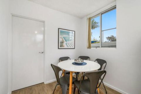 WAVES On MAIN 4 / 1 MAIN STREET - Accommodation Port Macquarie 7