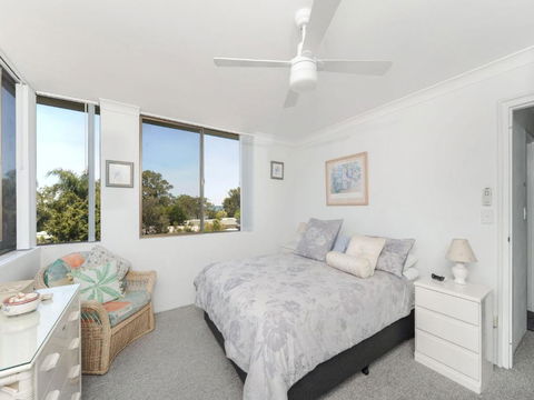Seize The Sunshine At Soldiers Point - Accommodation Port Macquarie 2