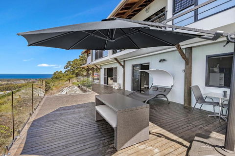 Eagles Loft - Accommodation Port Macquarie 3