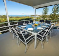 Fingal Bay Beach House 32 Lentara Street - Accommodation Port Macquarie