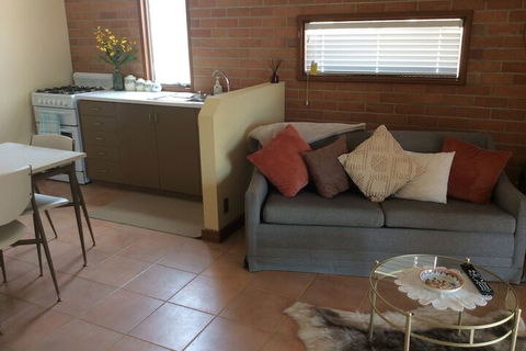 Dunolly Broadway B&B - Accommodation Port Macquarie 3