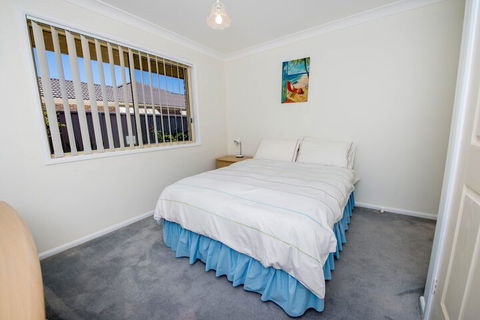 Whitesands Road Unit 2 / 12 - Accommodation Port Macquarie 2