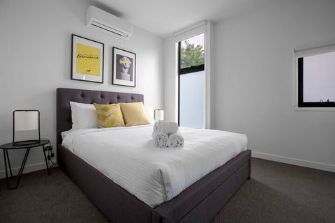 Elegant Stylish Living@mooneeponds Wifi/parking - Accommodation Port Macquarie 1