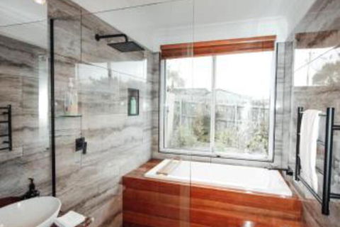 Craypot Cottage Port Campbell - Accommodation Port Macquarie 6