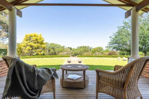 Jaspers Brush Tranquil Gardens & Stunning Views - Accommodation Port Macquarie 0