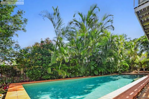 Fabulous Pet Friendly Family Home - 3 Carribean Court - Accommodation Port Macquarie 0
