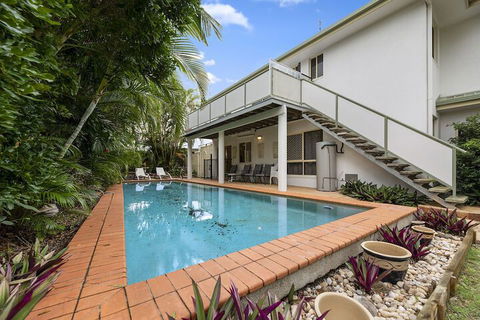 Fabulous Pet Friendly Family Home - 3 Carribean Court - Accommodation Port Macquarie 1
