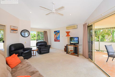 Fabulous Pet Friendly Family Home - 3 Carribean Court - Accommodation Port Macquarie 3