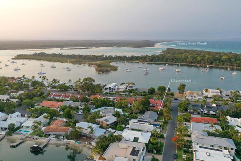 Walk To Hastings Street Noosa Sound - Accommodation Port Macquarie 3
