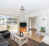 Macleay Street 23 Narrawallee - Accommodation Port Macquarie