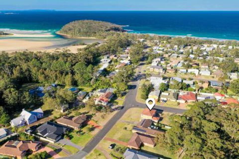 Macleay Street 23 Narrawallee - Accommodation Port Macquarie 2