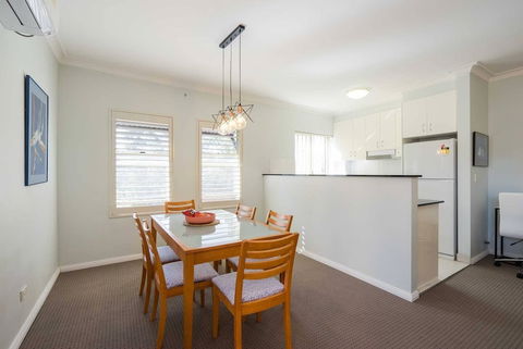 Home Away From Home Parramatta - Accommodation Port Macquarie 4
