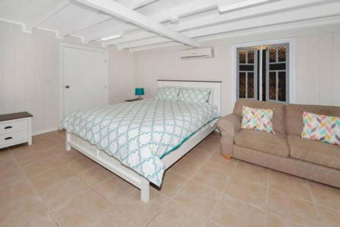 Studio 258 On Lake - Accommodation Port Macquarie 3