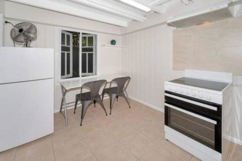Studio 258 On Lake - Accommodation Port Macquarie 0