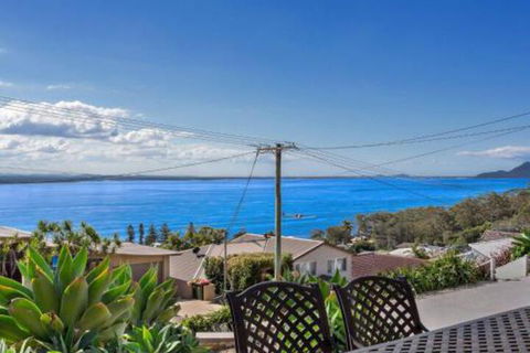Yenangoon Walking Togetherat Corlette - Accommodation Port Macquarie 0