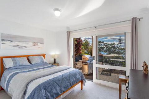 Yenangoon Walking Togetherat Corlette - Accommodation Port Macquarie 4