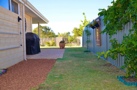 Byford House In The Glades - Accommodation Port Macquarie 5