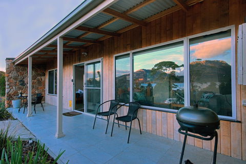 Freycinet Stone Studio 5 - Accommodation Port Macquarie 0