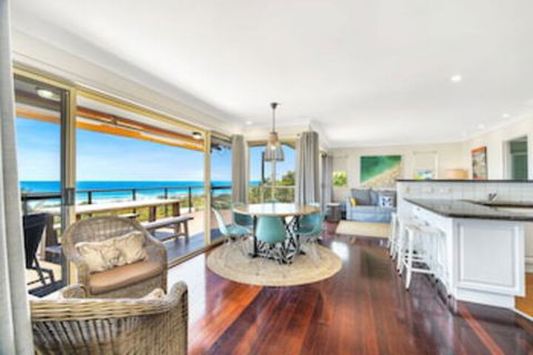Blue Haven - 7 Egret Street - Accommodation Port Macquarie 0