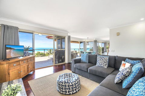 Blue Haven - 7 Egret Street - Accommodation Port Macquarie 4