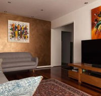 Bright  Spacious 2 Bedroom Apartment in Windsor - Accommodation Port Macquarie