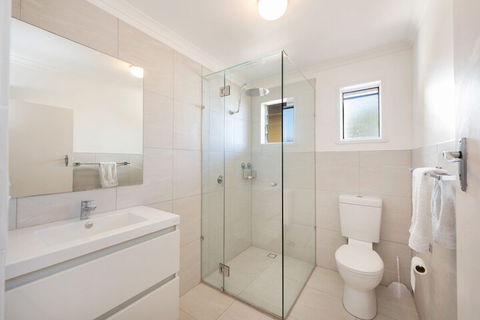 Heart Of Peregian, 19 Piper Street, Peregian Beach, Noosa Area - Accommodation Port Macquarie 7