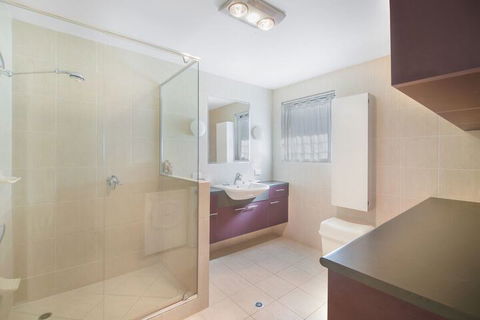 Unit 3 At 4 Pelican Street, Peregian Beach, Noosa Shire - Accommodation Port Macquarie 2