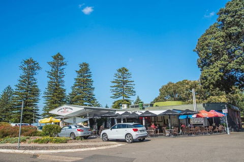 Vibrant And Colorful Apartment In Dollspoint - Accommodation Port Macquarie 1