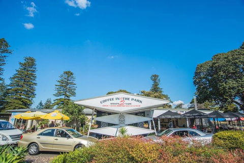 Vibrant And Colorful Apartment In Dollspoint - Accommodation Port Macquarie 3