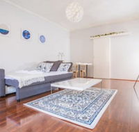 Vibrant And Colorful Apartment In Dollspoint - Accommodation Port Macquarie