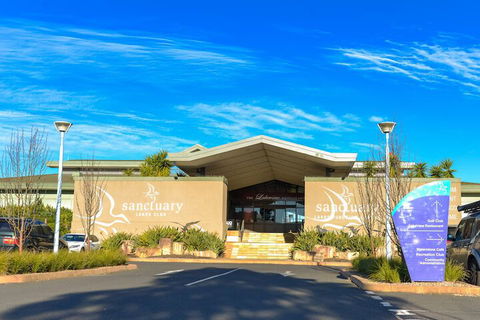 Luxury Waterfront Grand Villa In Melbourne - Accommodation Port Macquarie 5