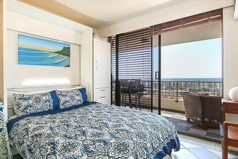 Spacious 2 Bedroom Apartment With Panoramic Views - Accommodation Port Macquarie 4