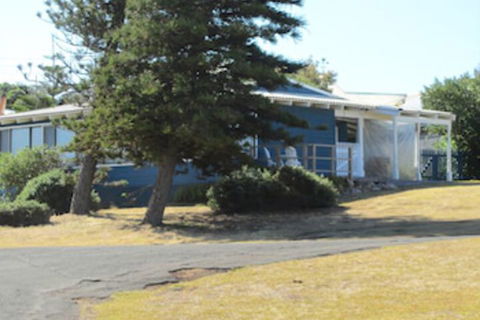 Storm Bay Cottage - Accommodation Port Macquarie 1