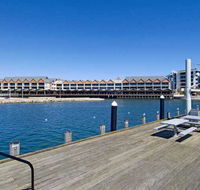Quality Suites Crest Mandurah - Accommodation Port Macquarie