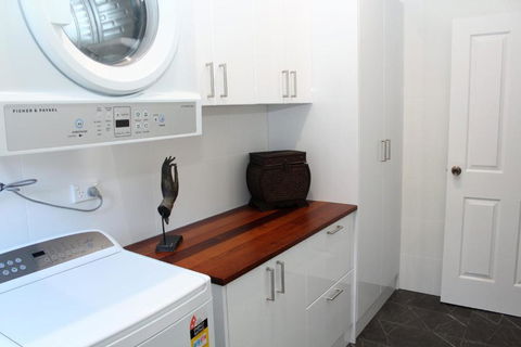 SERENITY - Accommodation Port Macquarie 3
