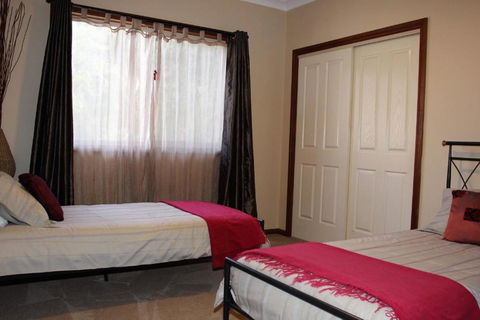 SERENITY - Accommodation Port Macquarie 4