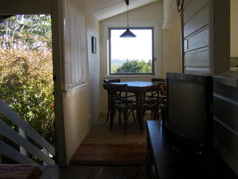 The Tree House 6 Gowing Street - Accommodation Port Macquarie 4